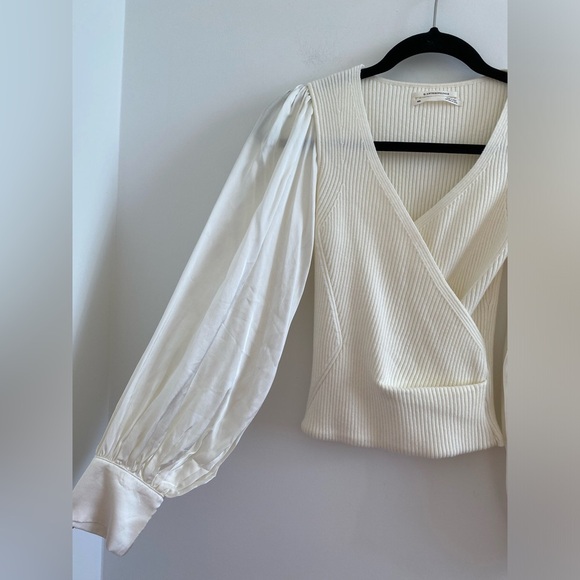 Anthropologie Ivory Twofer Faux Wrap Sweater With Satin Balloon Sleeves Size XXS - Picture 8 of 10